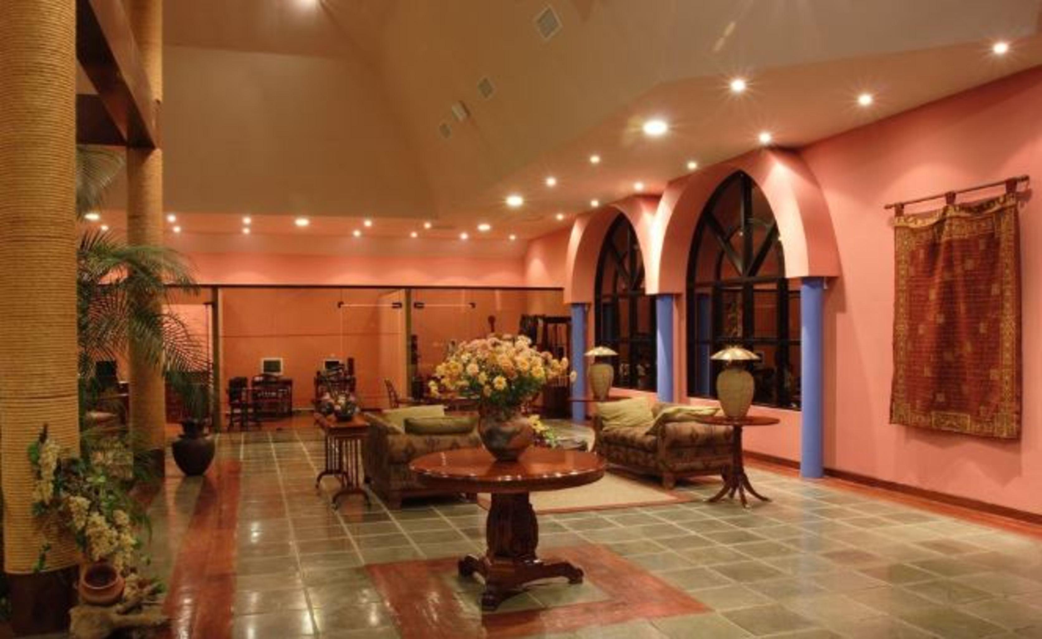Hotel Los Parrales Tarija Zewnętrze zdjęcie