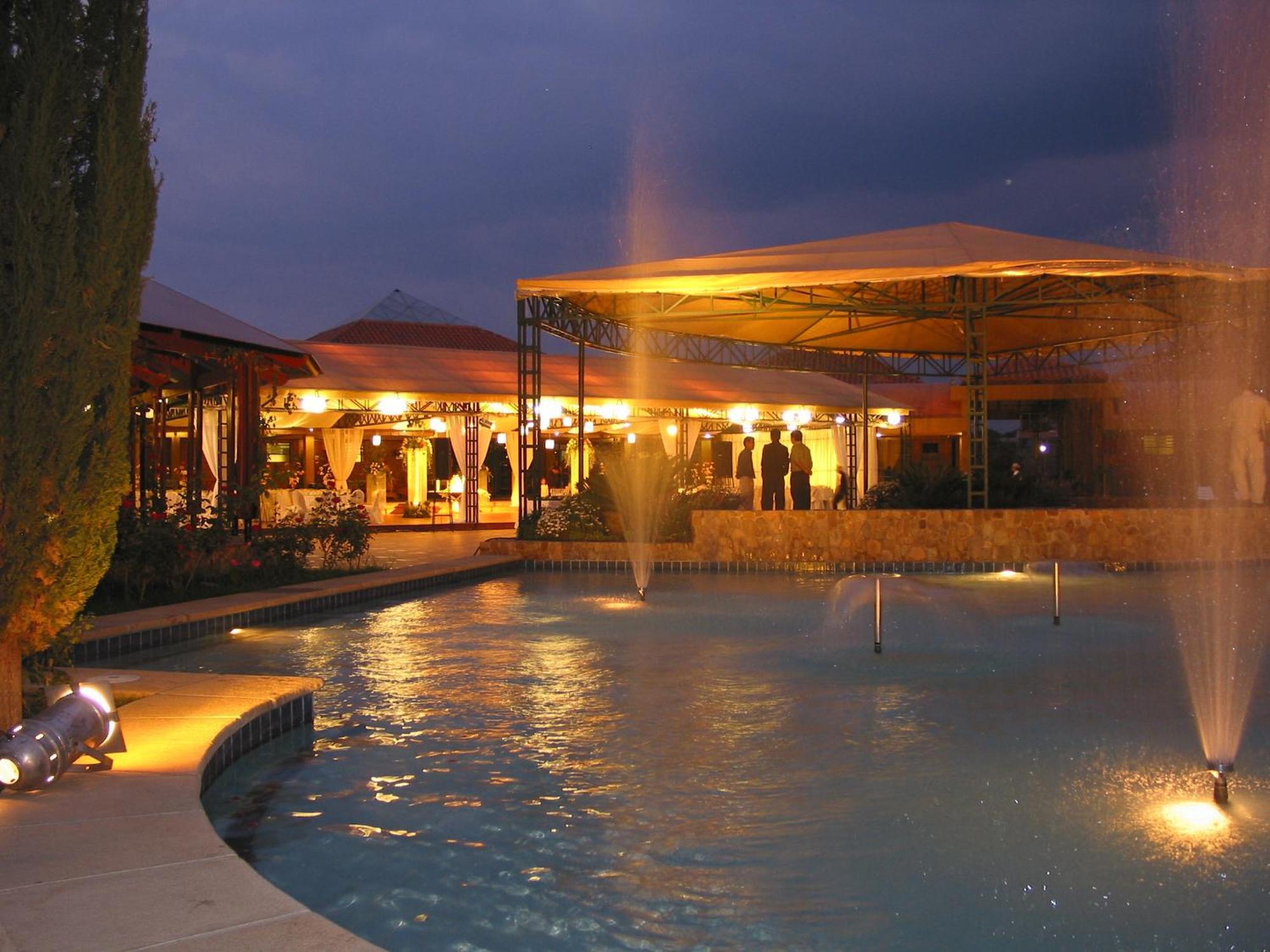 Hotel Los Parrales Tarija Zewnętrze zdjęcie