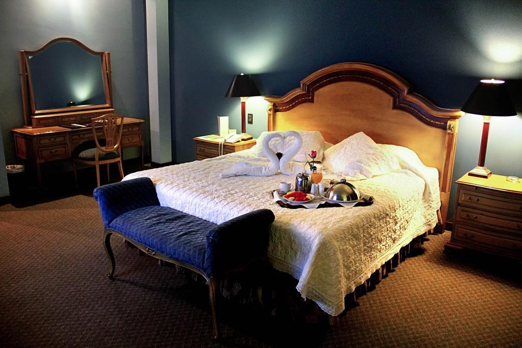 Hotel Los Parrales Tarija Zewnętrze zdjęcie
