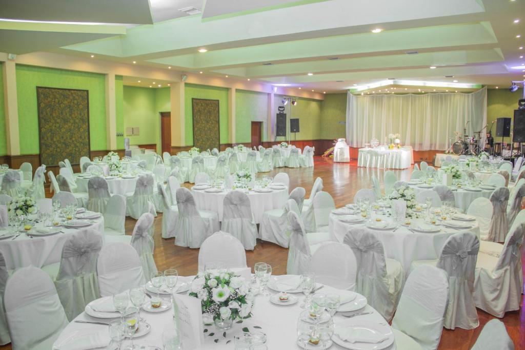 Hotel Los Parrales Tarija Zewnętrze zdjęcie