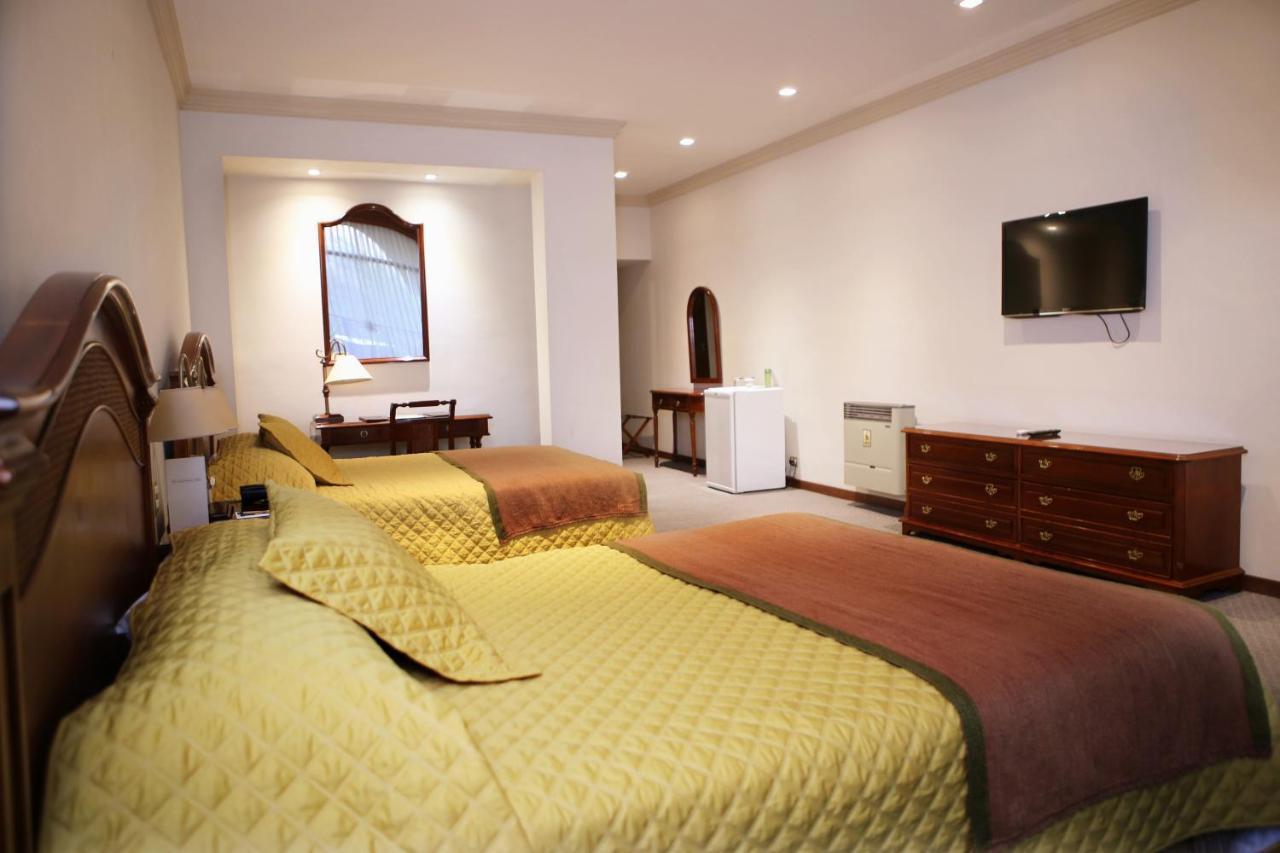 Hotel Los Parrales Tarija Zewnętrze zdjęcie
